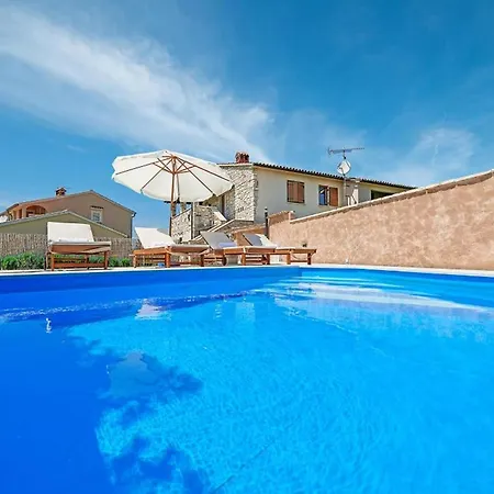 Charming Holiday With Garden * Babici